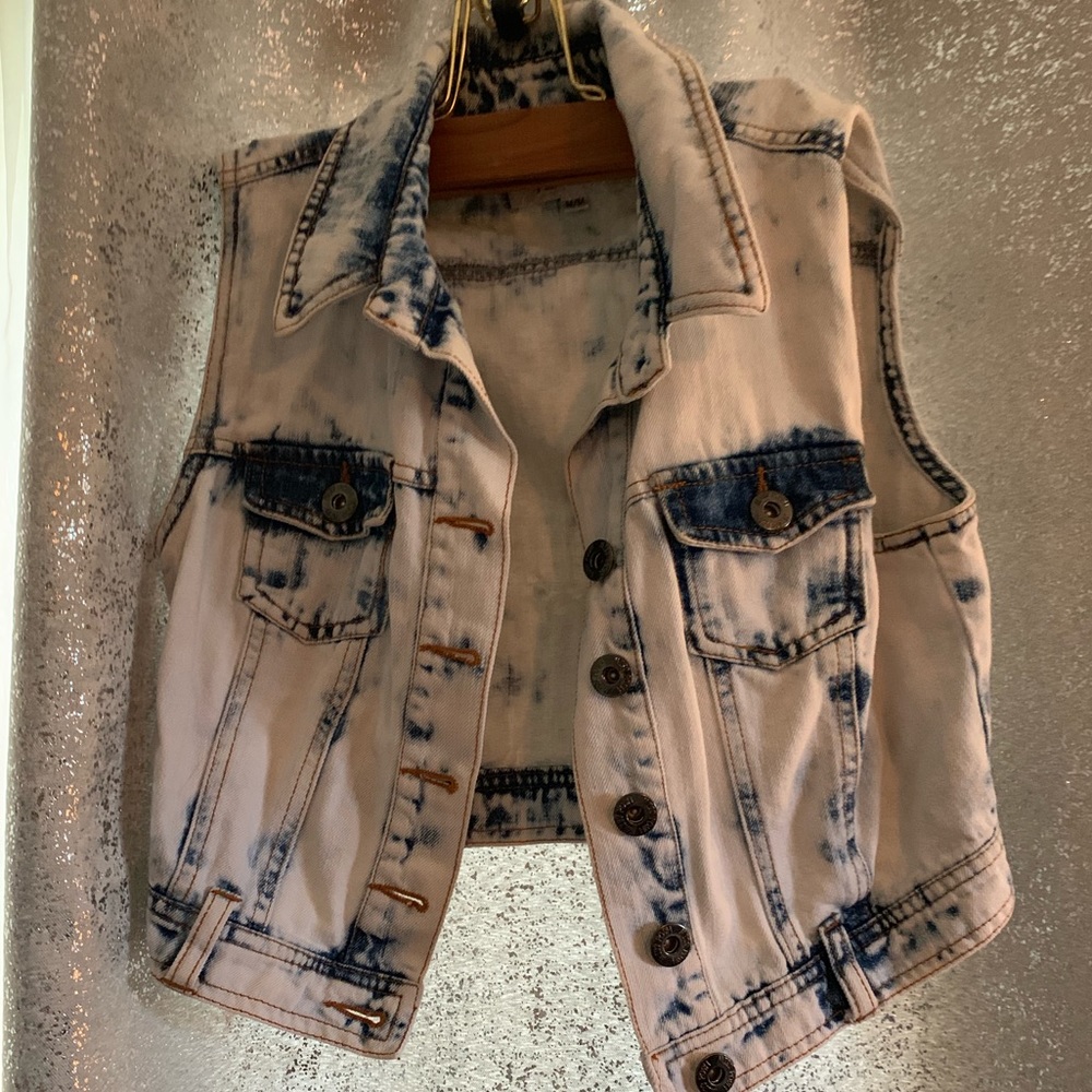 Acid wash jean vest